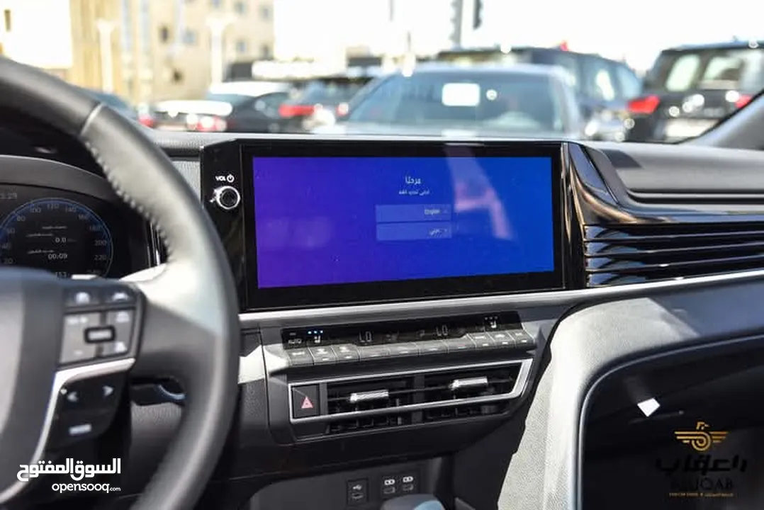 تويوتا كامري GLE موديل 2025 كفالة الوكيل للبيع