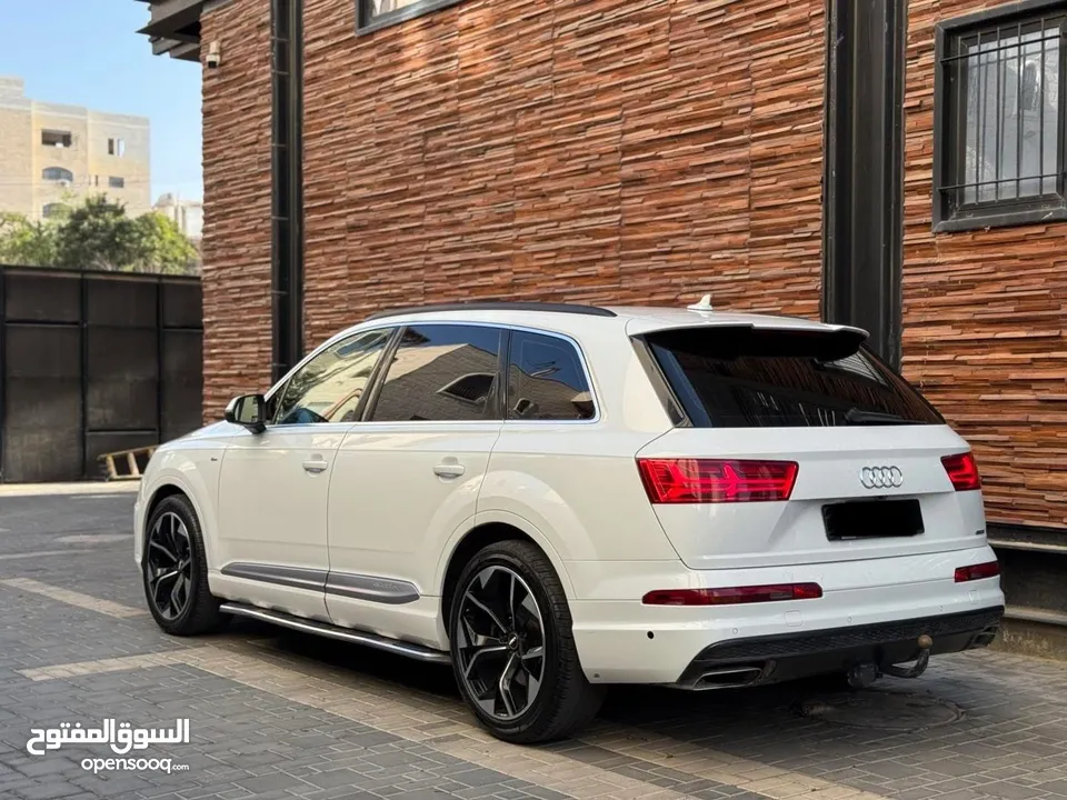Audi Q7 Sline