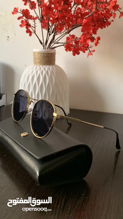 نظارة شمسية بإطار ذهبي وعدسات أسود عدسات UV400