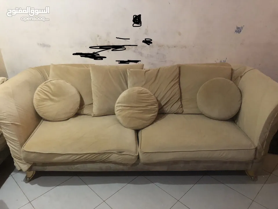 كنب مستعمل للبيع Used couches for sale - (215153374) | السوق المفتوح