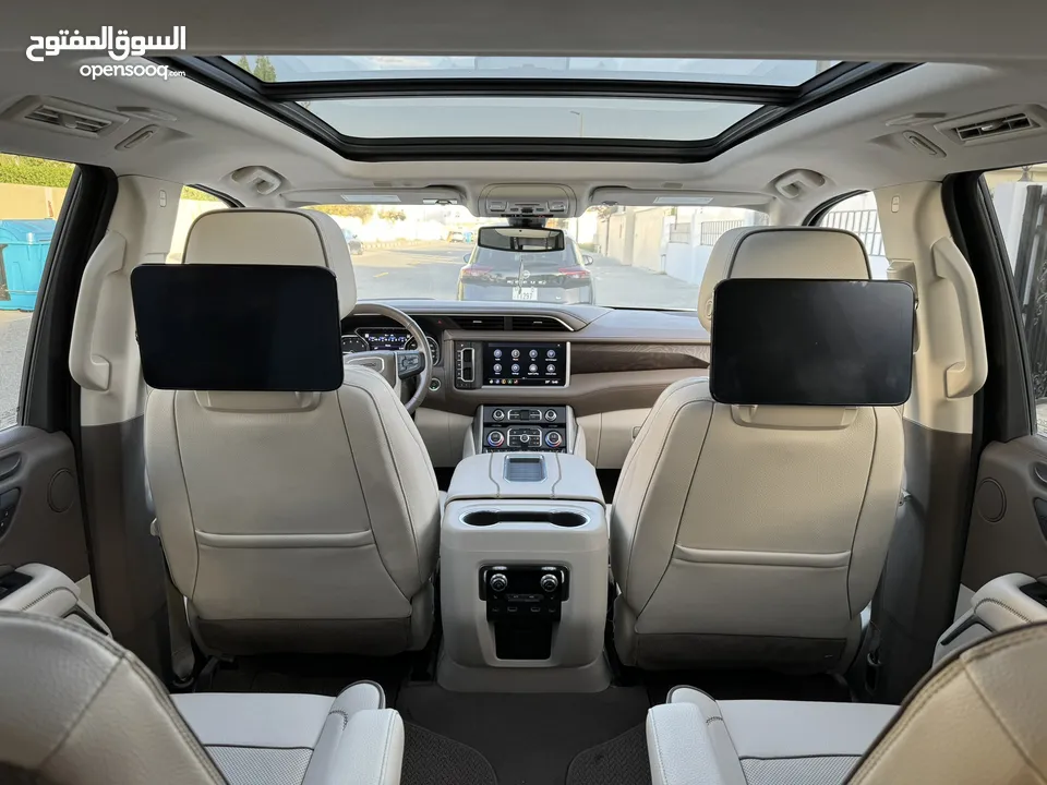 GMC YUKON DENALI نظيفة جدا بحالة الوكالة