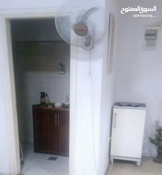 عيادة طب العيون للضمان أو للبيع