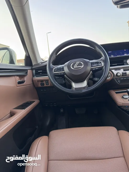 LEXUS ES 350 - GCC - 2017 - very clean car