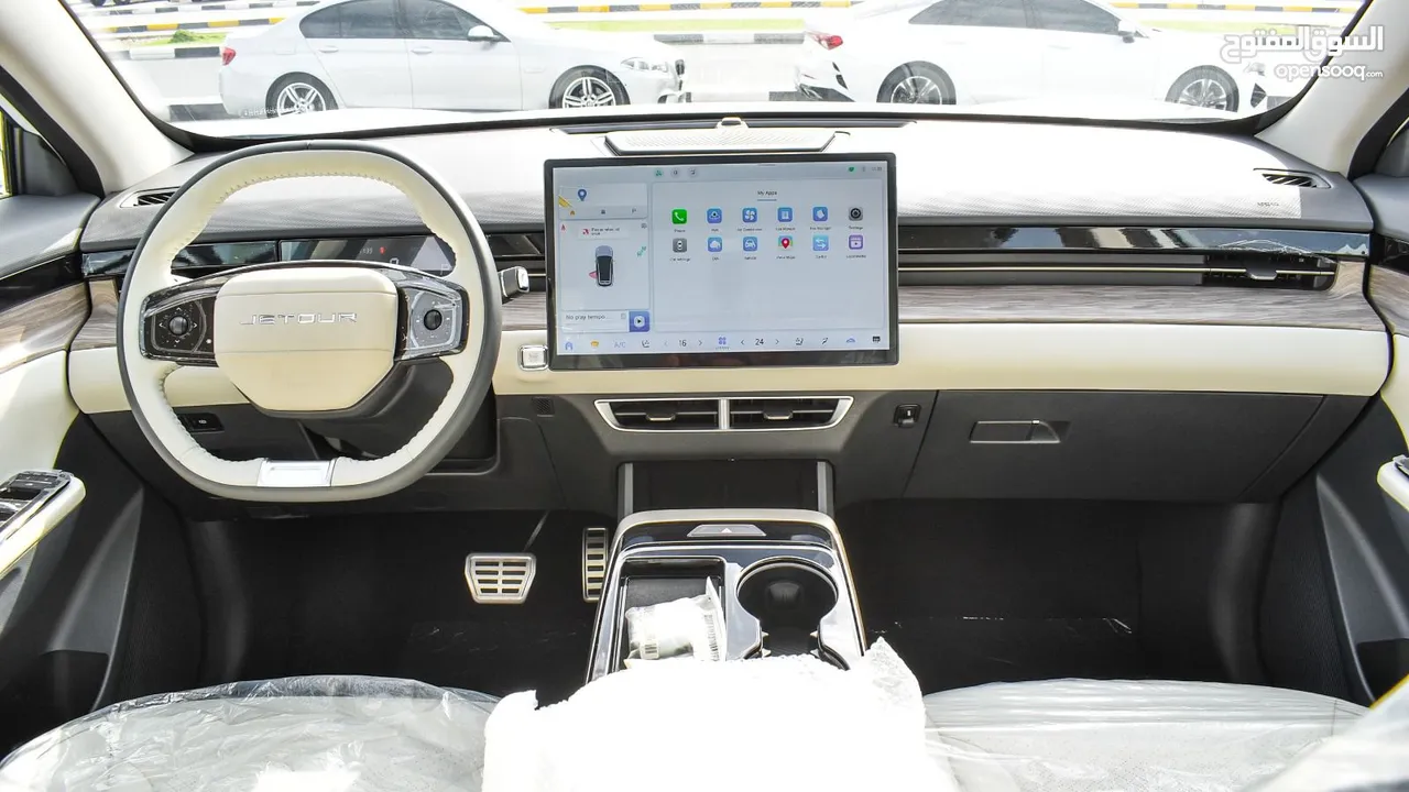 1.6 لاكشري بدون دفعات مقدمه والقسط الاول بعد ثلاث شهور