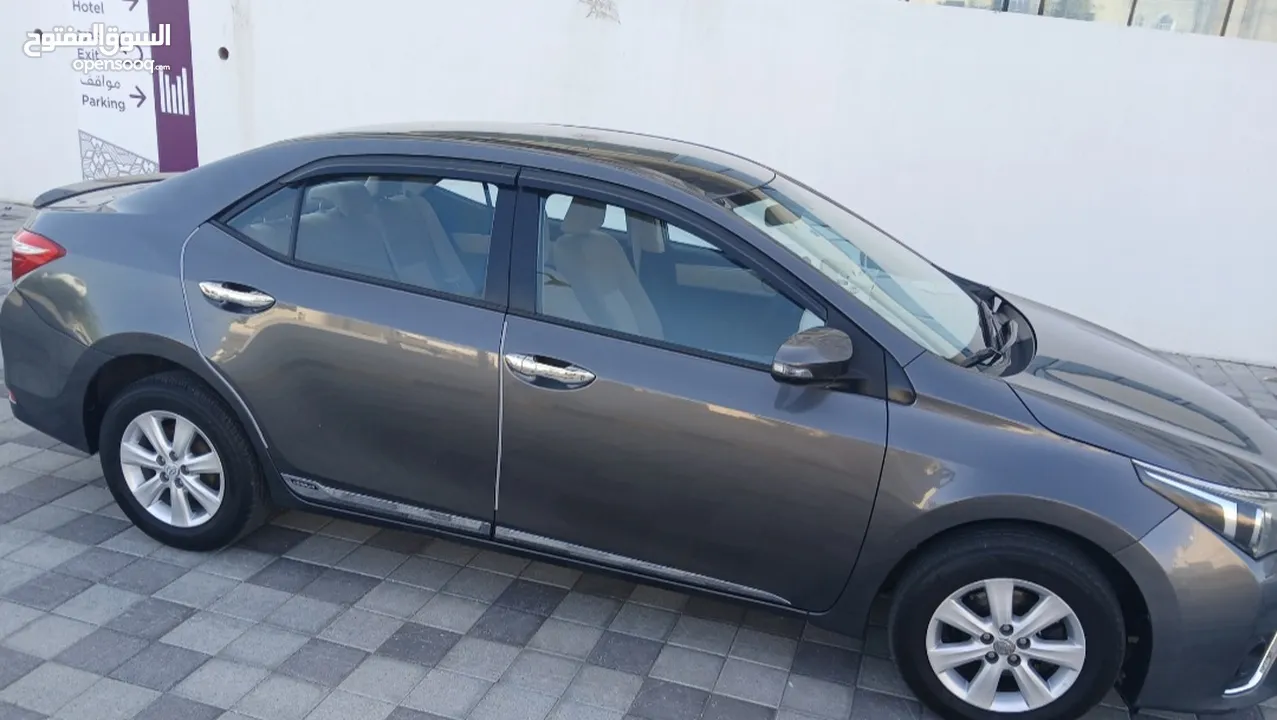 Toyota corolla 2016 oman agency very neat and clean