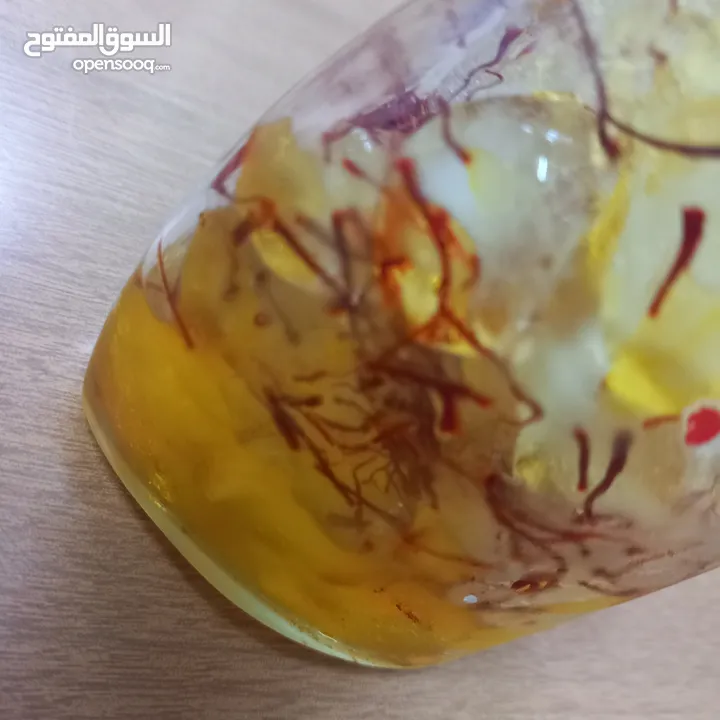 الزعفران الإيراني الذهب الاحمر  للبيع