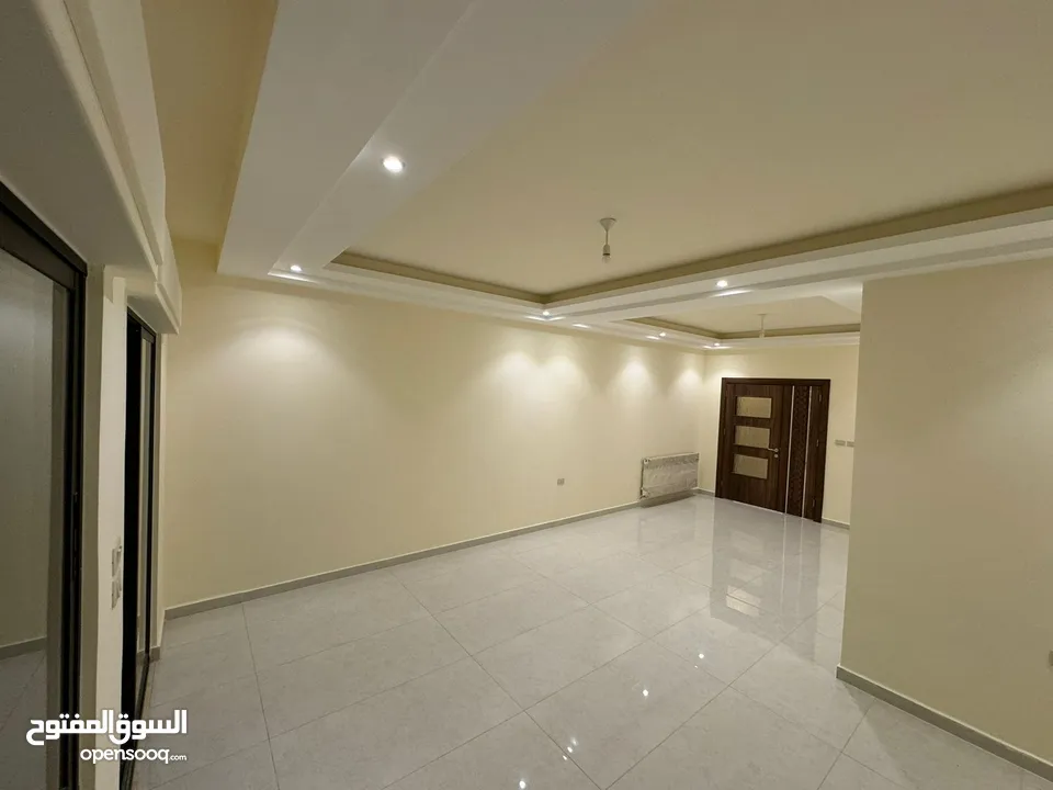 شقة أرضية للبيع في ضاحية الرشيد - الرقم المرجعي 14426