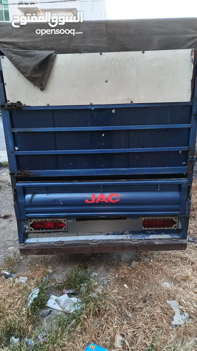 لون ازرق jac 2018