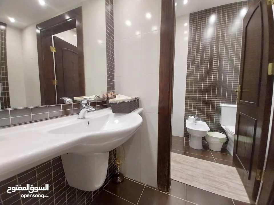 شقة للايجار في عبدون  ( Property 34076 )-175035420
