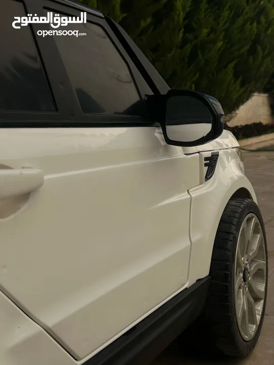 ‘Kids’ Electric Range Rover for Sale – Barely Used Excellent Condition White with Red Seats!