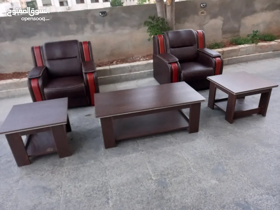 كنبايات مفرد عدد اثنين بحاله جيده جدا للبيع الموقع عمان الجبيهات