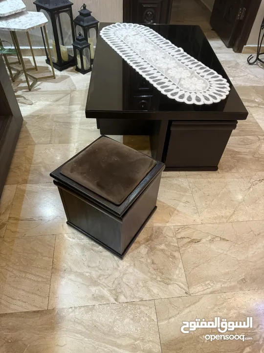 طاولة وسط للبيع