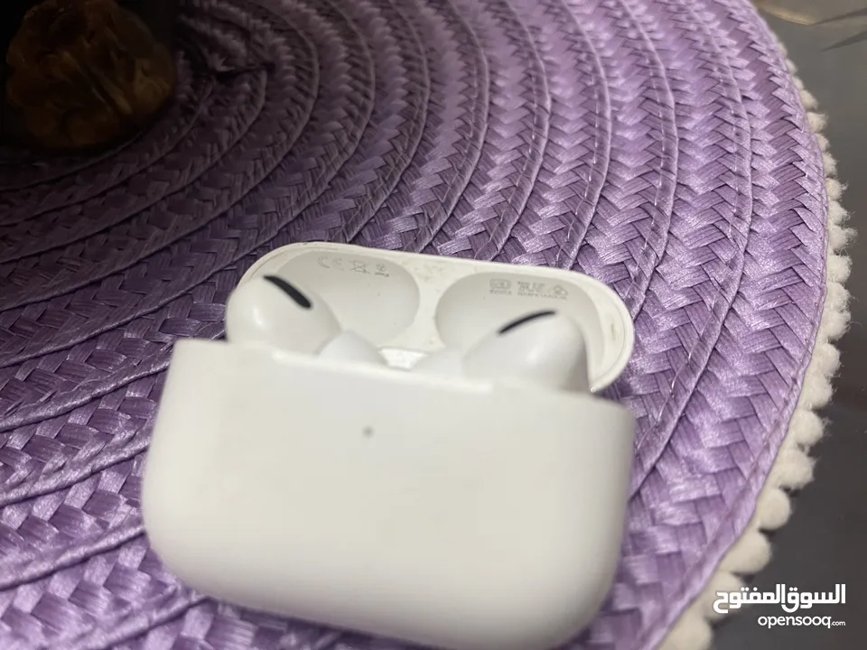 AirPods pro 2 orginal.       سماعة ايفون الاصليه