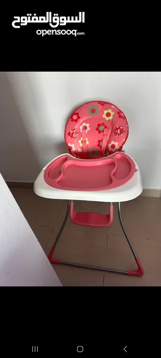 ماذر كير - طاولة طعام مع حزام أمان للطفل