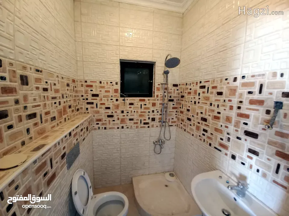 شقة غير مفروشة للإيجار 300م2 ( Property 16578 ) سنوي فقط