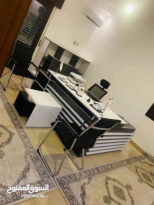 جلسة فخمه و مريحه و بأقل التكاليف موجودة عنا وبس خشب لاتيه مستورد مكفول تفصيل جميع المقاسات