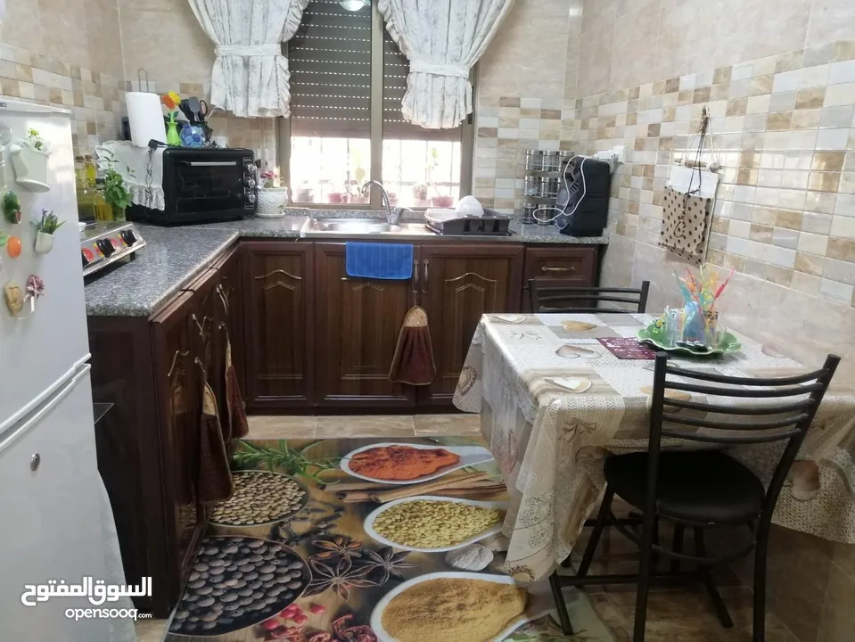 شقة شبه تسوية للبيع في شفا بدران - Semi Ground Floor Apartment for Sale in Shafa Badran
