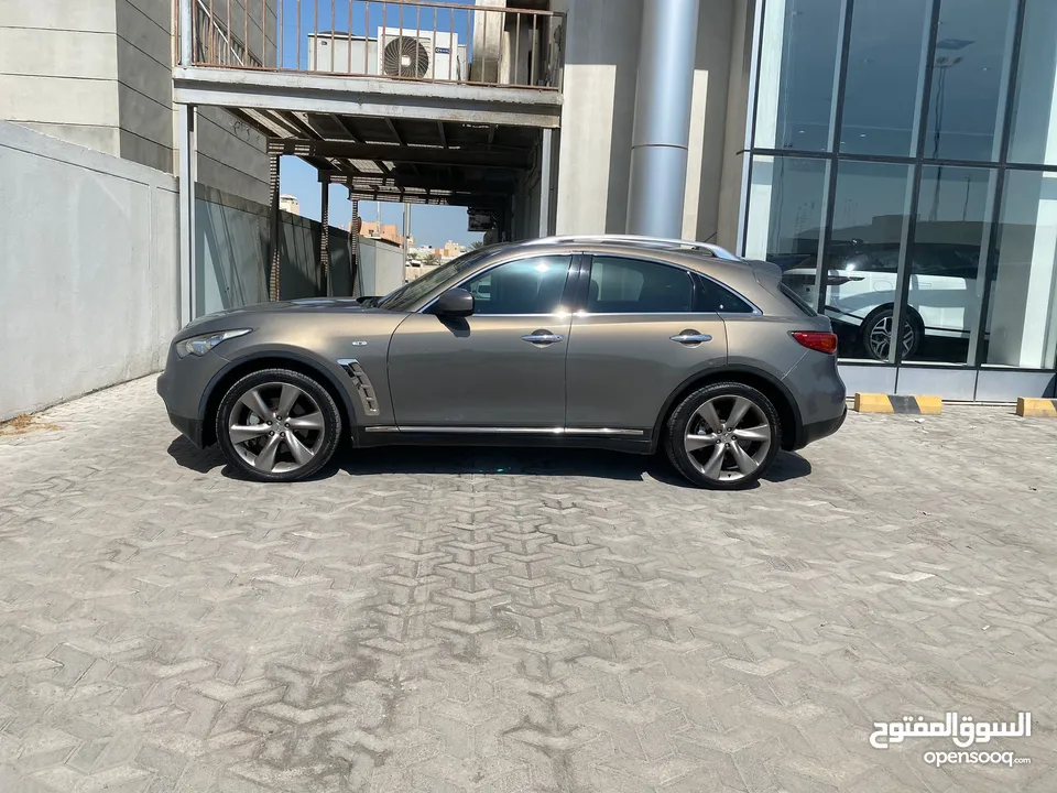 Infiniti FX-50S 2009 (Green)