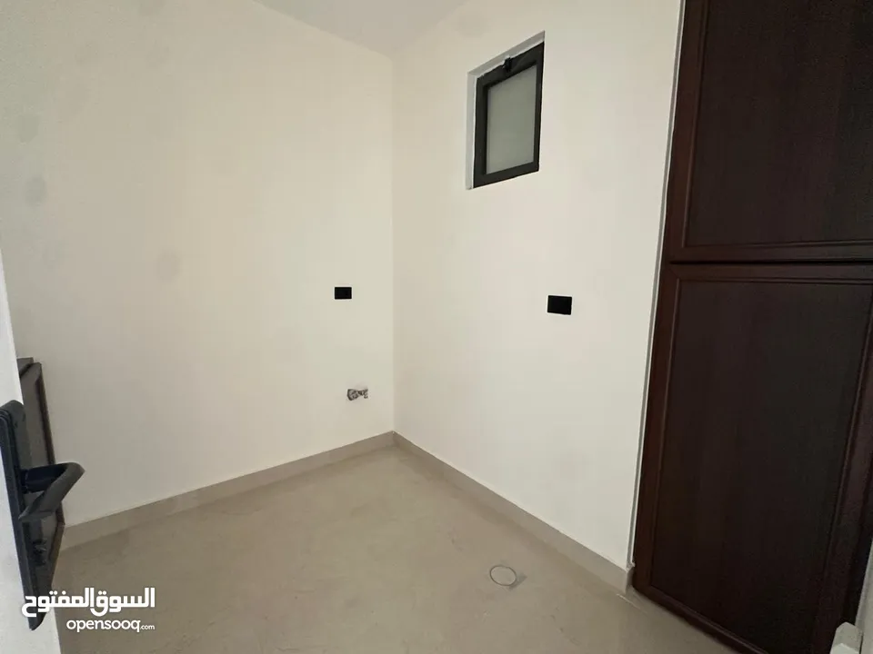 Apartment for Sale in Marj Al Hamam ( Property 43050 )-174809368
