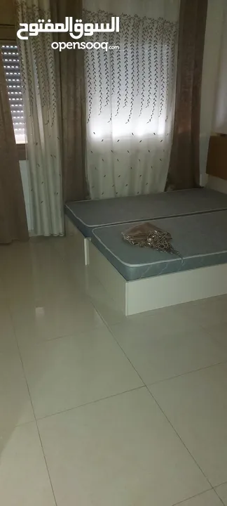 شقه للبيع في سطح مرحبا