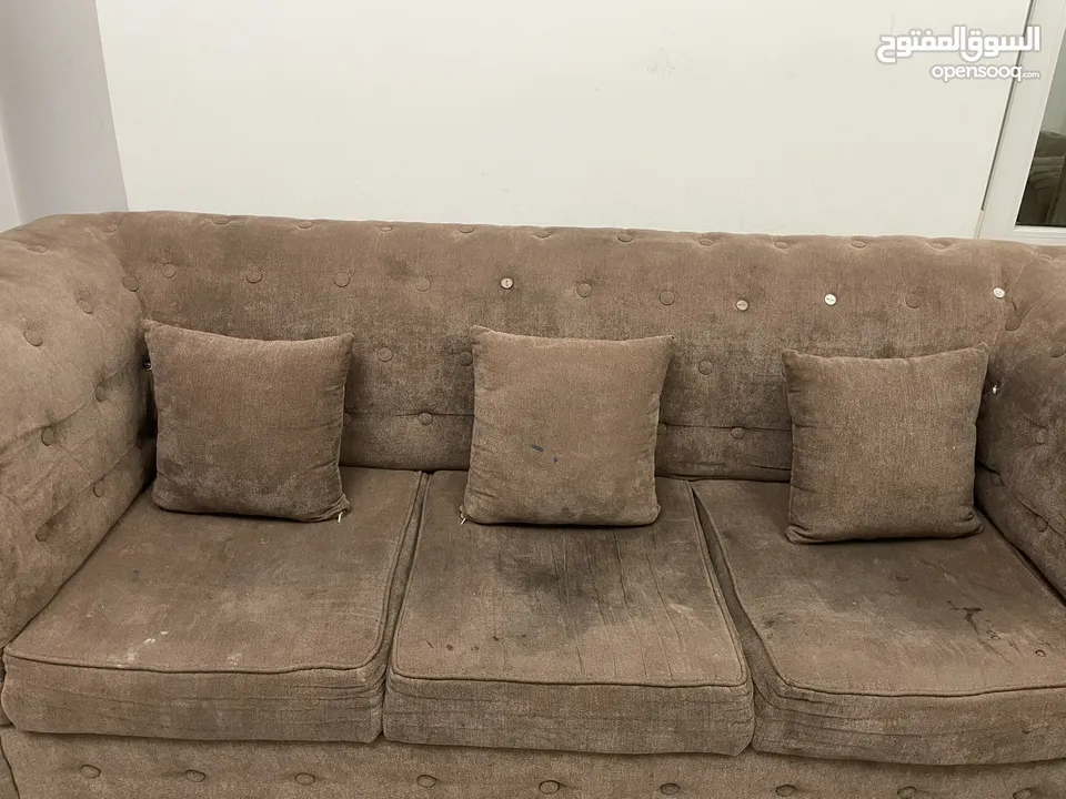 6 seater sofa set and 1 table