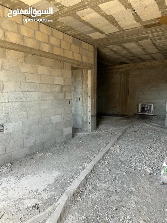 شقة عظم للبيع