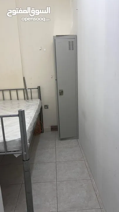 Male and Female for Closed Partition, room available near Alain Mall