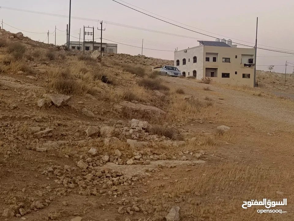 قطعة ارض مميزة جدا في ضاحية المدينة