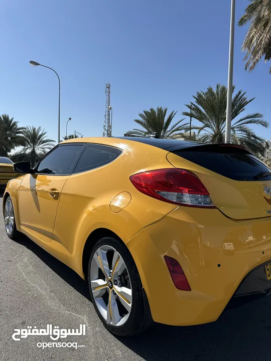 Hyundai Veloster 2017 - low mileage - use 1 year only