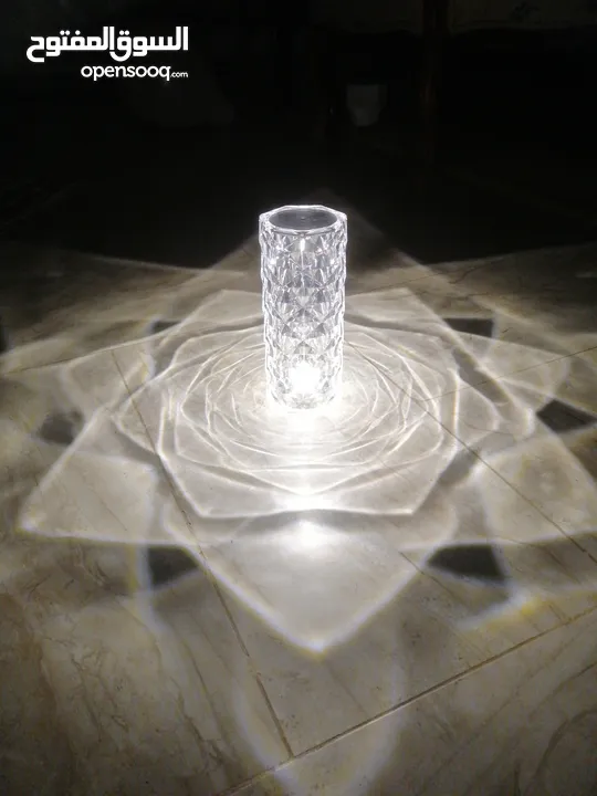 تيبل لامب  شكل كريستال  ع اللمس ويعمل بالشحن Teble Lamp للبيع ويوجد كميات