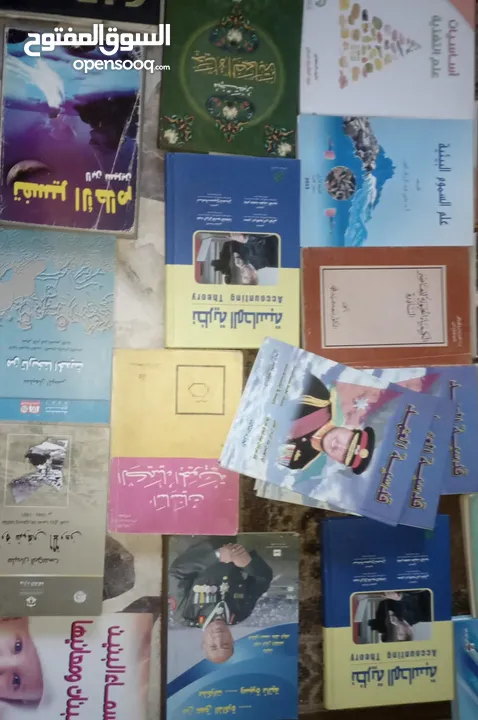 47 كتاب اغلبهم جديد مع هدية 10 كتيبات صغيرة بالصور