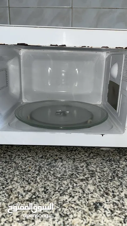 ميكرويف نظيف