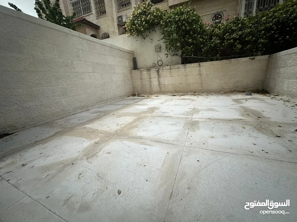 Apartment for Sale in Um Al Summaq ( Property 42784 )-174782813