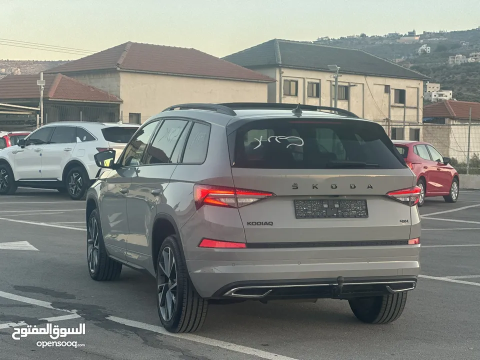 سكودا كودياك Sport Line  فل الفل فتحة سقف بانوراما 200 حصان  4x4- /2022  دفع رباعي 6+1