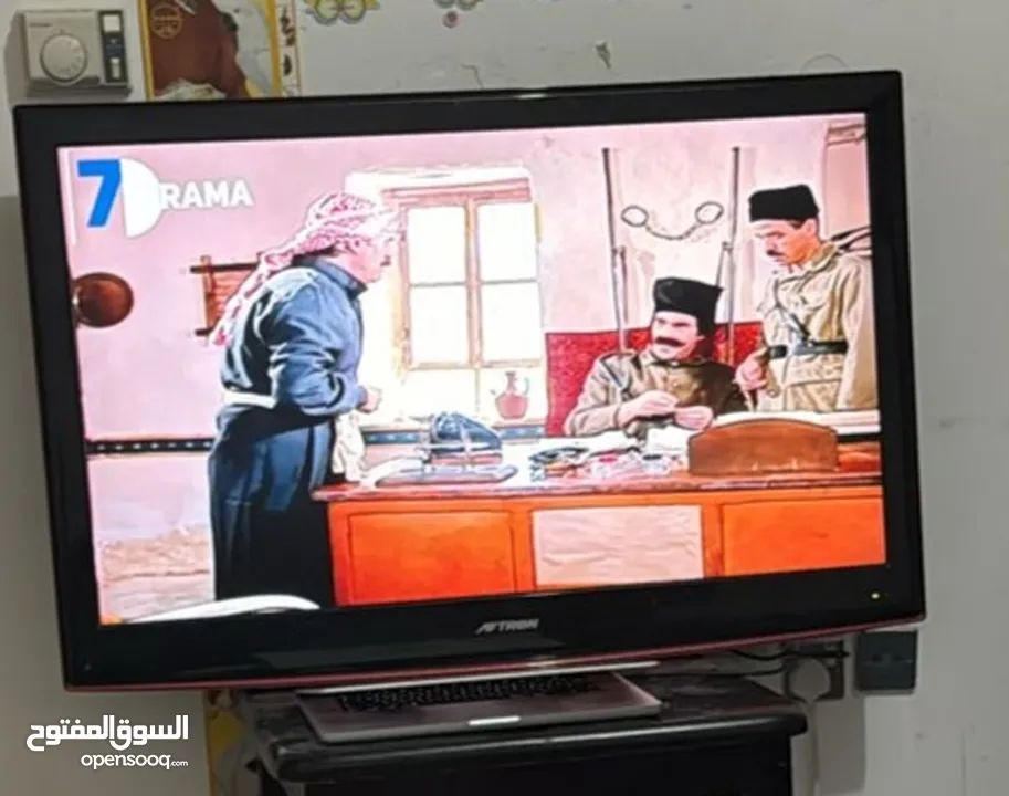 شاشة LED مواصفات ممتازة من حيث اللون والصوت LED screen  very good condition