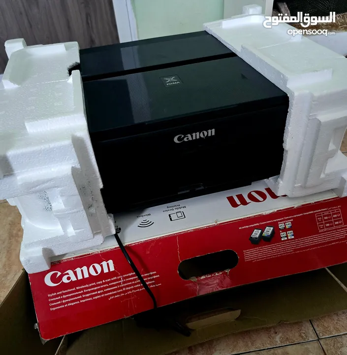 آلة الطابعة ملون كانون Color copy machine Canon