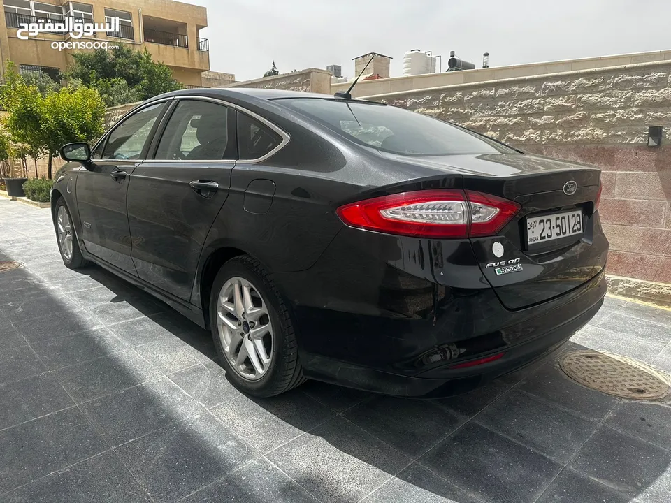 Ford fusion electric se 2013