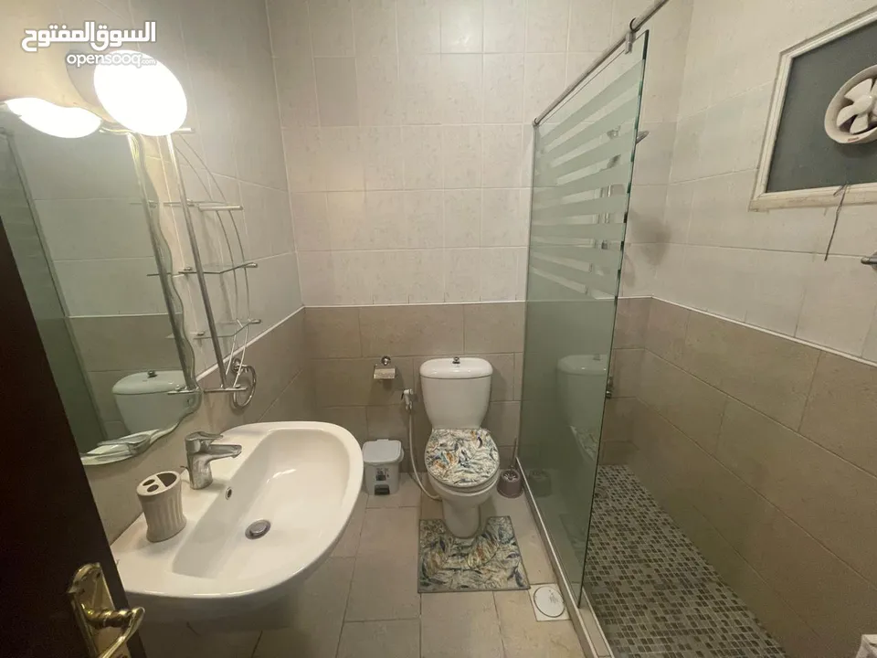 شقة للايجار في ام اذينه ( Property 37120 )-174985920