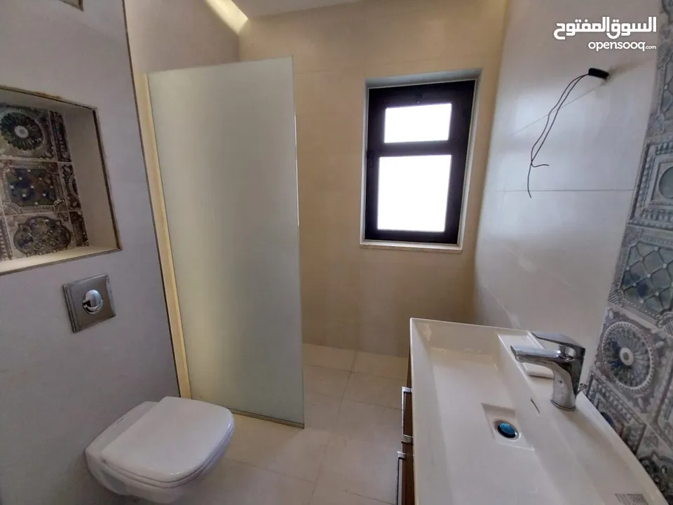 Unfurnished apartment to Rent  ( Property 38692 )-174796145