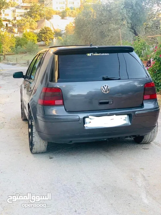 جولف 2003 للبيع