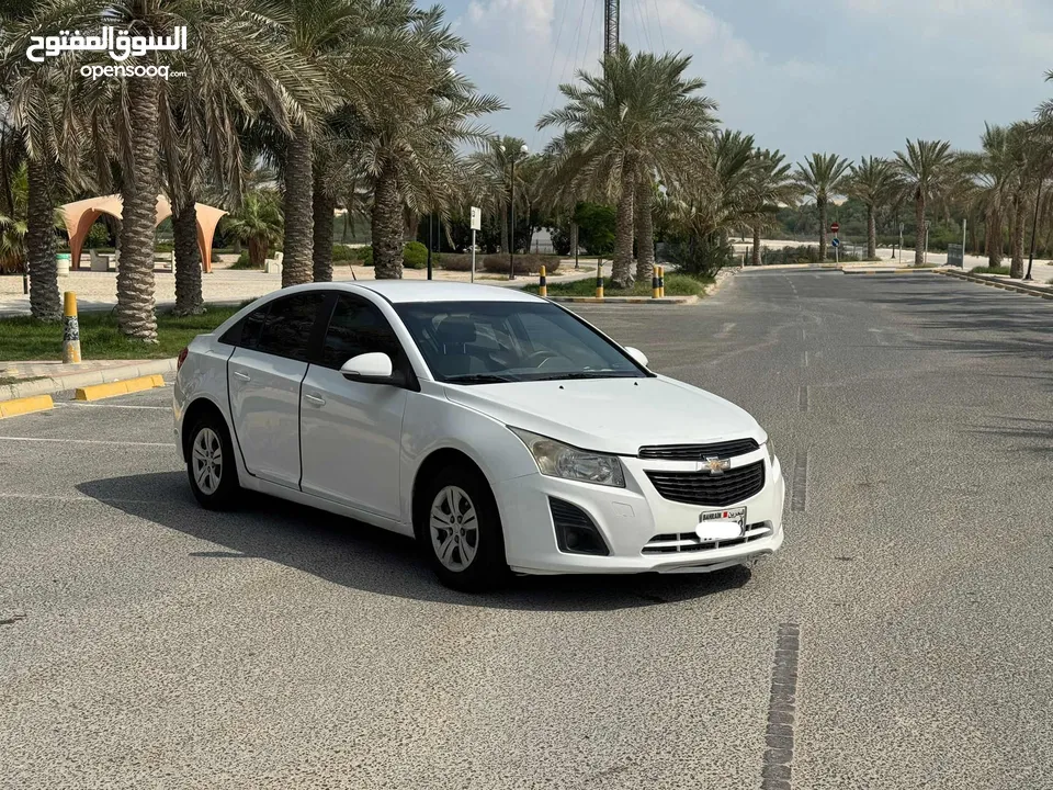 Chevrolet Cruze LS 2014 (White)