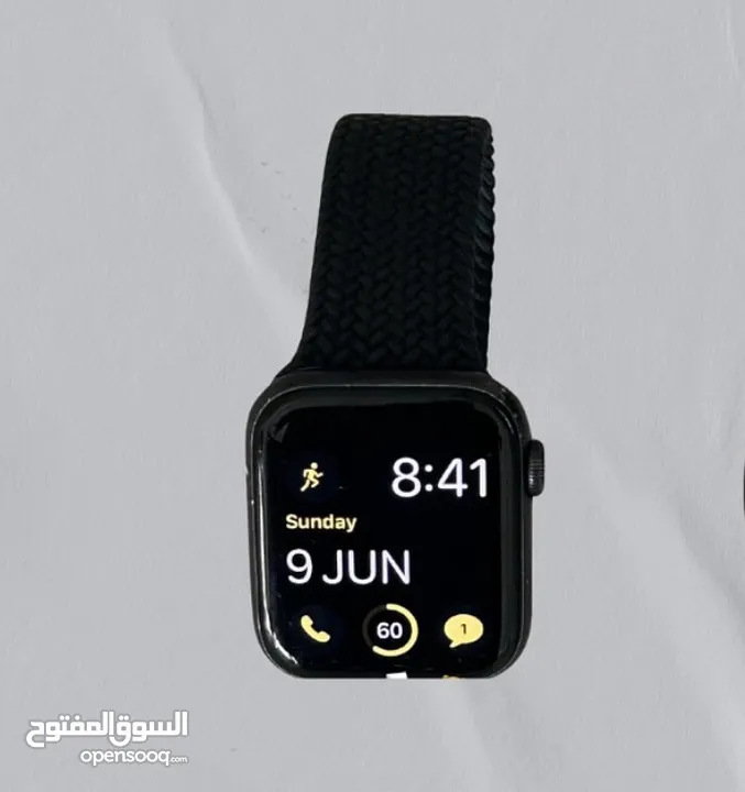 ساعة ابل المنيوم مقاس 44 مليمتر (الجيل الاول) بسعر حرققق Apple watch SE GPS aluminum 44 mm (1st gen)