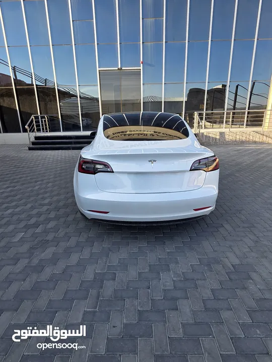 Tesla model 3 2023 ممشى قليل  فحص كامل أوتوسكور ق  B+(86)الوان مختلفه وداخلي ابيض او اسود واسعارر