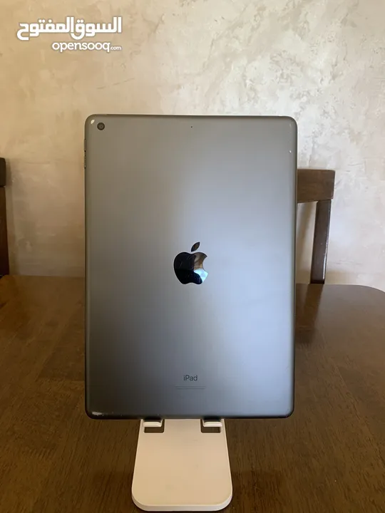 للبيع: iPad الجيل الثامن (iPad 8) – 32GB