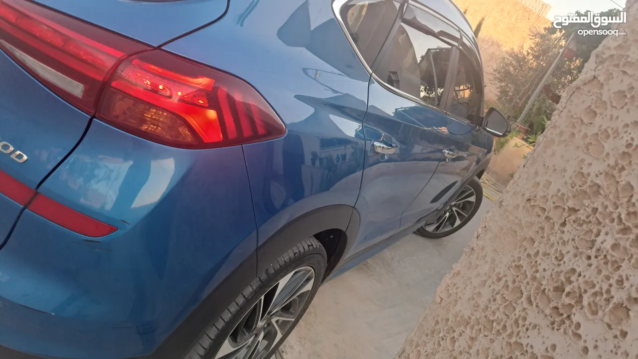 هونداي توسان اعلى فئه بالاضافات وقاارن 2019 فل فل والفحص ولا غرام بويه