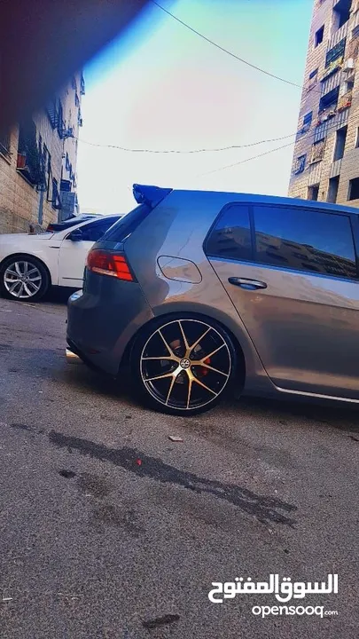 جولف 2014 للبيع