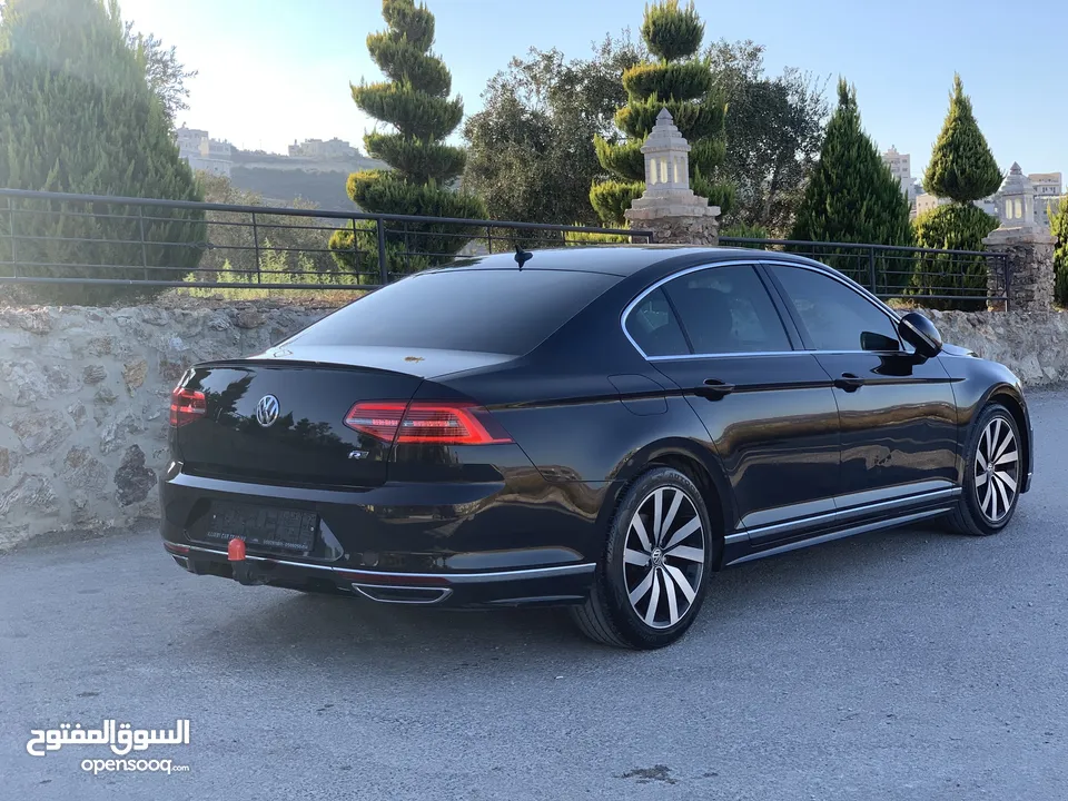Passat R line B8 model 2018 بحالة الوكالة