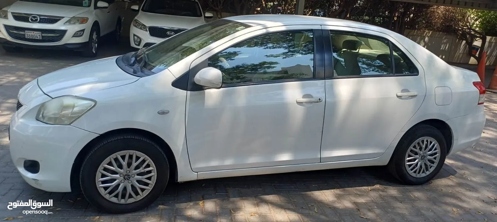 Toyota Yaris 2012 FOR SALE