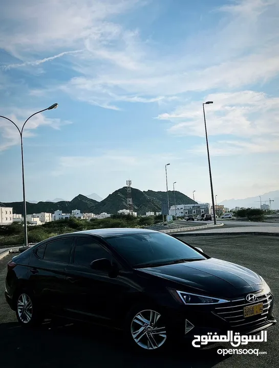 Hyundai Elantra SE 2.0 2019 model