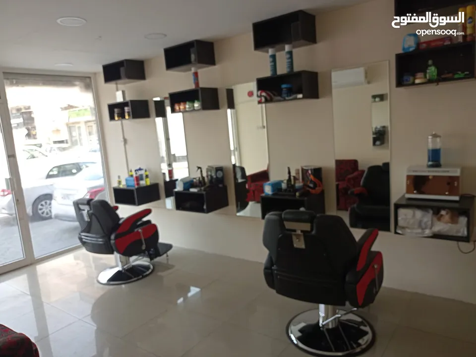 saloon for sale with and without CR